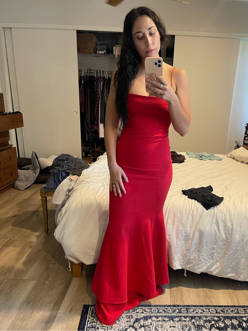Elegant Red Spaghetti-Strap Mermaid Maxi Dress